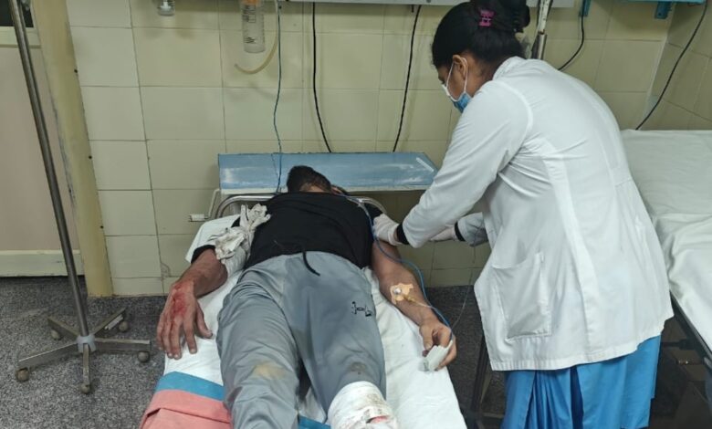 One loot accused injured by bullet in police encounter in Ranipokhari of Dehradun district.