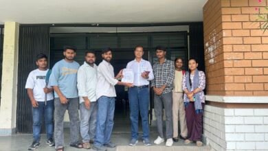 NSUI gave memorandum demanding election in Degree Colleges.