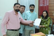 Congress gave memorandum to SDM Doiwala,demanding Block Pramukh election to be fair and amid tight security.