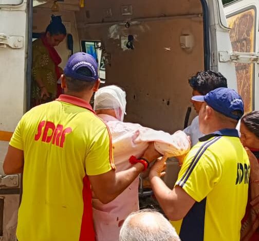 Bus overturned in Chamba of Tehri Garhwal,2 died and 21 other injured.