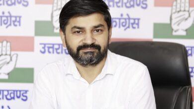 Mohit Uniyal,Jila Adhyaksh Parwadoon Congress