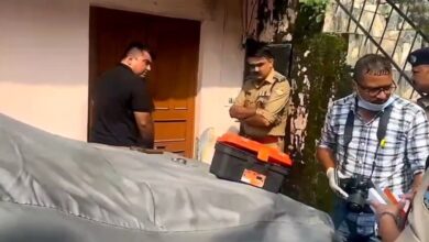The accused of firing at the police in Haridwar shot himself with a revolver and died