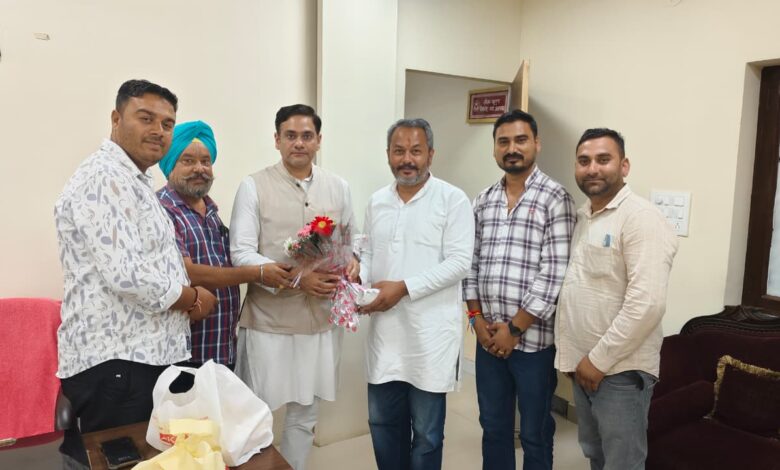 Block Pramukh Doiwala Gaurav Singh raised peasants issues with Cabinet Minister Saurabh Bahuguna