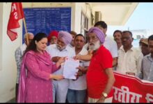 स्मार्ट मीटर और गन्ना भुगतान को लेकर भड़की किसान सभा,किया डोईवाला तहसील पर प्रदर्शन