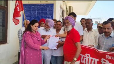 स्मार्ट मीटर और गन्ना भुगतान को लेकर भड़की किसान सभा,किया डोईवाला तहसील पर प्रदर्शन